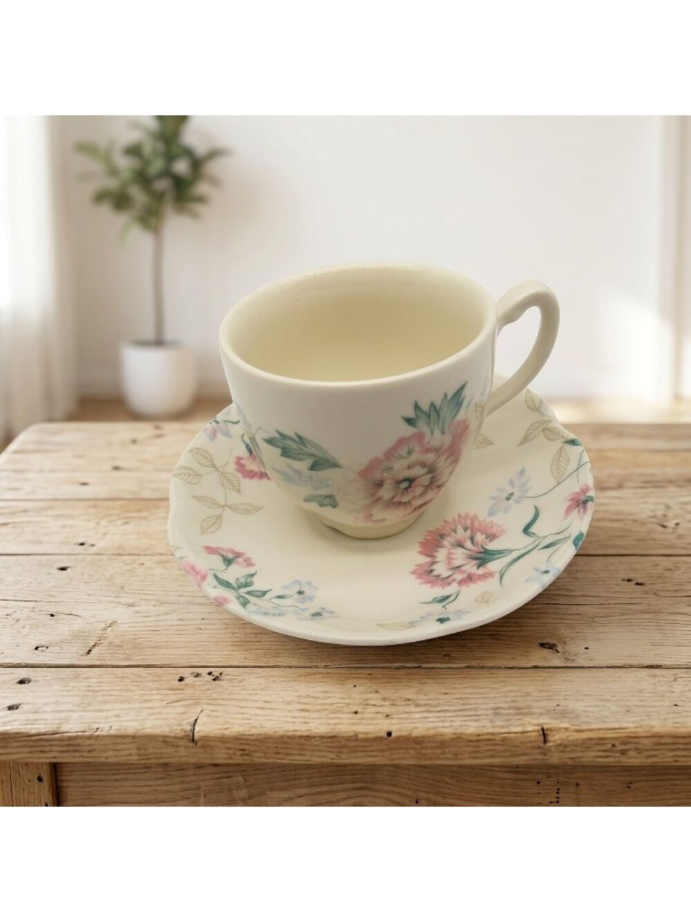 Johnson Brothers Lynton Teacup Saucer Set Vintage English Floral Cream
